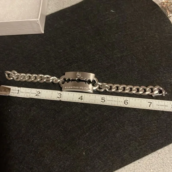 Alexander McQueen Razor Blade Bracelet - Picture 3 of 5